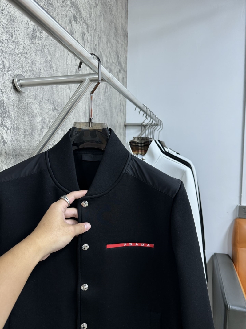 Pra*a outwear